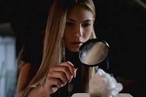 欧美美女兽交肛交自慰手淫